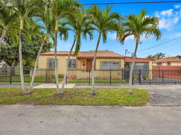 3500 NW 1st St, Miami FL 33125