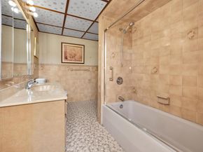 3500 NW 1st St, Miami FL 33125