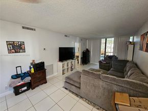 8429 Forest Hills Dr 305, Coral Springs FL 33065