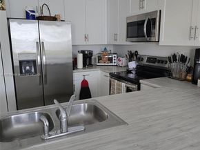 18264 SW 148th Rd 18264, Miami FL 33187