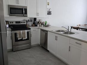 18264 SW 148th Rd 18264, Miami FL 33187