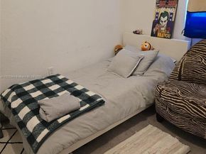 18264 SW 148th Rd 18264, Miami FL 33187