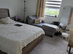 18264 SW 148th Rd 18264, Miami FL 33187