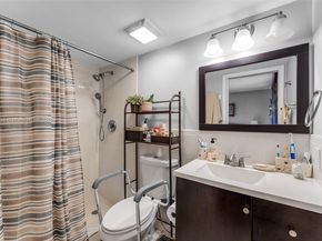 8650 SW 133rd Ave Rd 216, Miami FL 33183