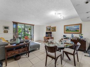 8650 SW 133rd Ave Rd 216, Miami FL 33183