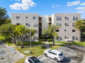 8650 SW 133rd Ave Rd 216, Miami FL 33183