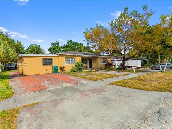 1341 NW 132nd St, Miami FL 33167