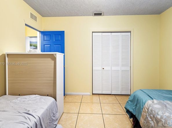 1341 NW 132nd St, Miami FL 33167