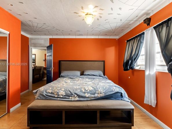 1341 NW 132nd St, Miami FL 33167