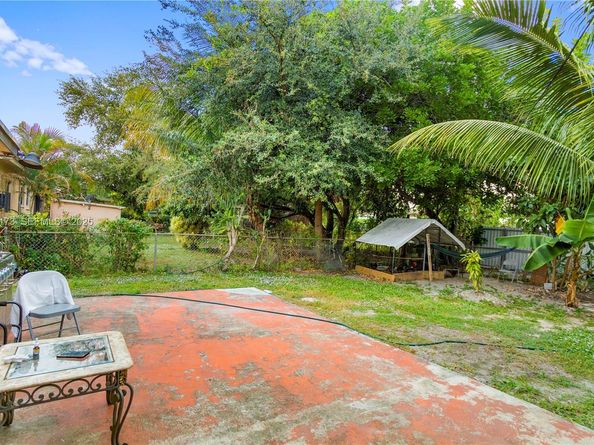 1341 NW 132nd St, Miami FL 33167