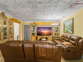 1341 NW 132nd St, Miami FL 33167