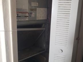 2101 SW 6th St, Miami FL 33135