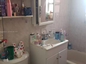 2101 SW 6th St, Miami FL 33135