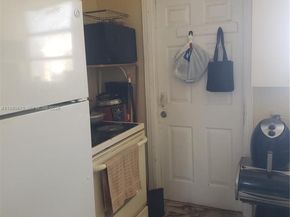 2101 SW 6th St, Miami FL 33135