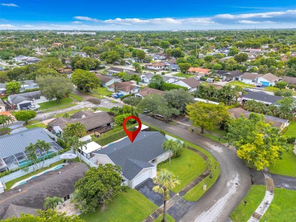 13925 SW 107th Ter, Miami FL 33186