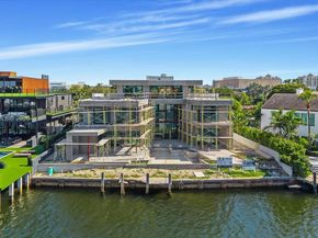 725 Middle River Dr, Fort Lauderdale FL 33304