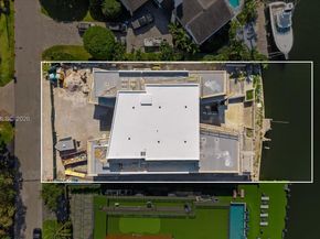 725 Middle River Dr, Fort Lauderdale FL 33304