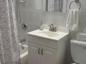 3280 SW 21st St, Miami FL 33145