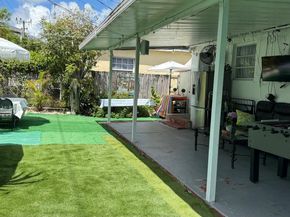 3280 SW 21st St, Miami FL 33145
