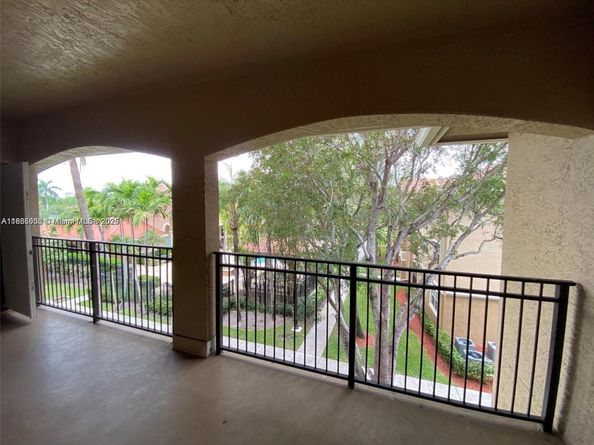 11701 SW 2nd St 5306, Pembroke Pines FL 33025