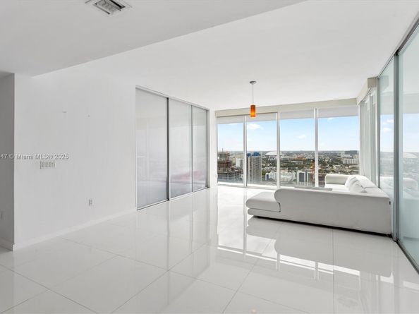 1040 Biscayne Blvd 3106, Miami FL 33132