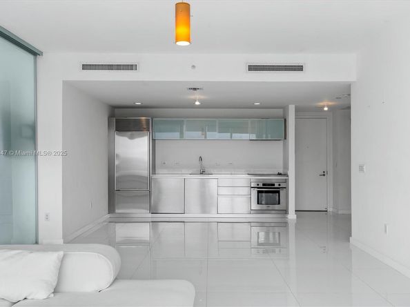 1040 Biscayne Blvd 3106, Miami FL 33132