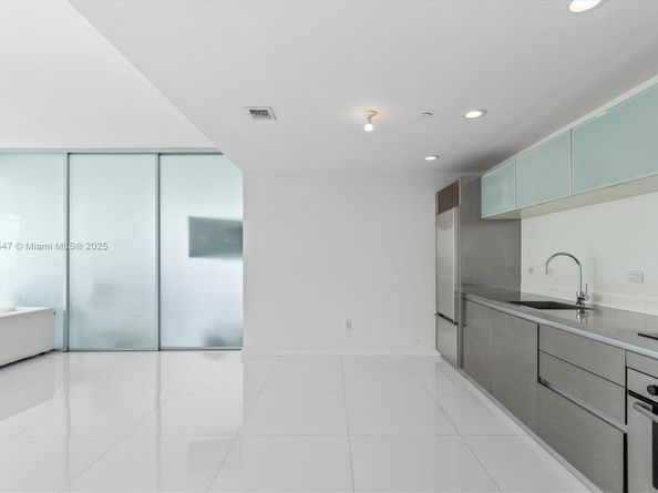 1040 Biscayne Blvd 3106, Miami FL 33132