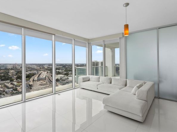 1040 Biscayne Blvd 3106, Miami FL 33132