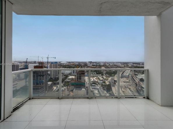 1040 Biscayne Blvd 3106, Miami FL 33132