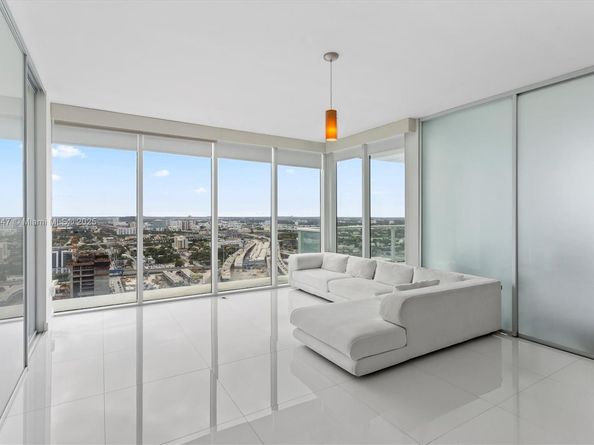 1040 Biscayne Blvd 3106, Miami FL 33132