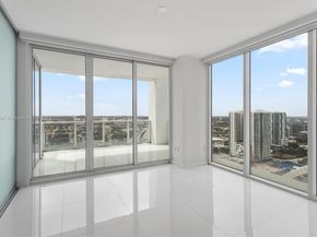 1040 Biscayne Blvd 3106, Miami FL 33132