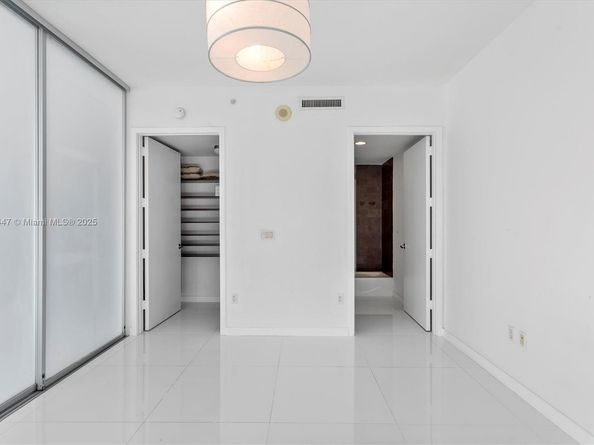 1040 Biscayne Blvd 3106, Miami FL 33132