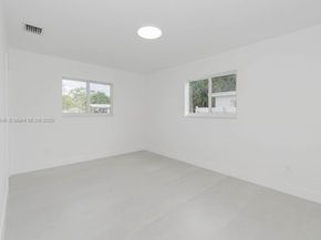 4202 SW 98th Ave, Miami FL 33165