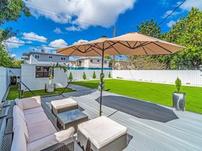 2043 SW 7th St, Miami FL 33135