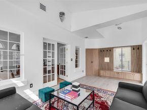 2043 SW 7th St, Miami FL 33135