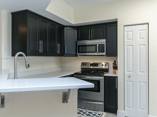 Undisclosed Address #A11957127, North Lauderdale FL 33068