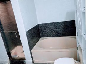 Undisclosed Address #A11957127, North Lauderdale FL 33068