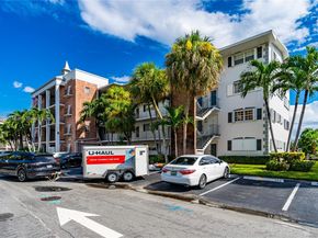 455 Paradise Isle Blvd 106, Hallandale Beach FL 33009