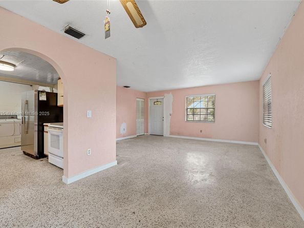 4215 NW 197th St, Miami Gardens FL 33055