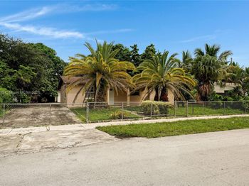 4215 NW 197th St