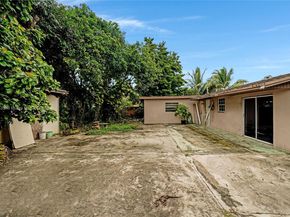 4215 NW 197th St, Miami Gardens FL 33055