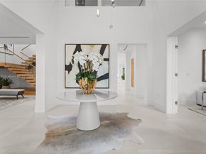 7001 SW 71st Ave, Miami FL 33143