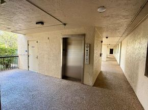 100 NW 76th Ave 4042, Plantation FL 33324