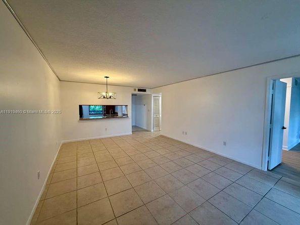 100 NW 76th Ave 4042, Plantation FL 33324