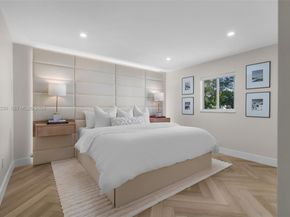 1581 NW 85th Ter, Plantation FL 33322