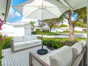 1581 NW 85th Ter, Plantation FL 33322