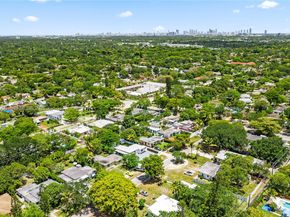 235 NW 127th St, North Miami FL 33168
