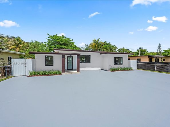 235 NW 127th St, North Miami FL 33168