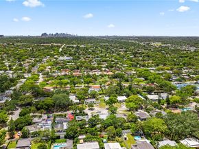 235 NW 127th St, North Miami FL 33168