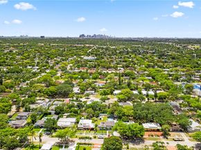 235 NW 127th St, North Miami FL 33168